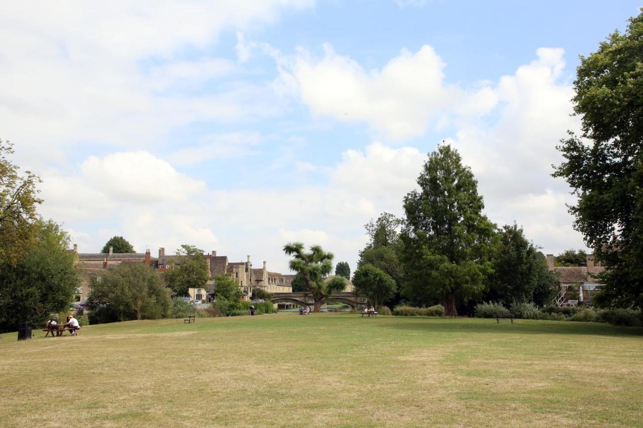 Luxury 3 Bed Apartment In The Heart Of Stamford Exteriér fotografie